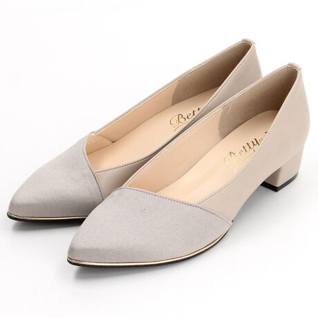 カッティングデザイン コンビネーション パンプス